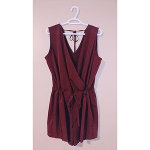 Sleeveless Short Romper W/POCKETS! Wine Red